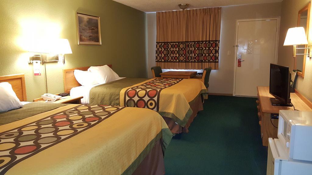 Butler Budgetel Inn & Suites المظهر الخارجي الصورة