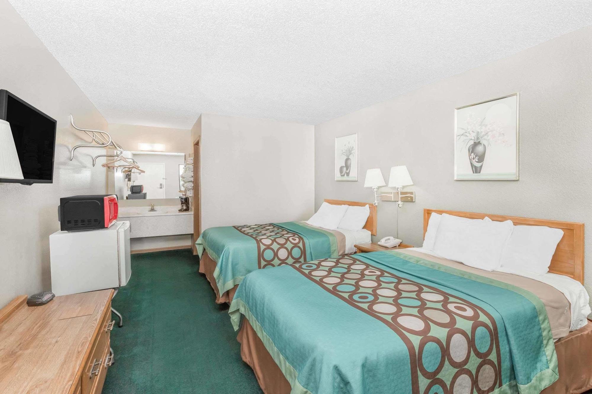 Butler Budgetel Inn & Suites المظهر الخارجي الصورة