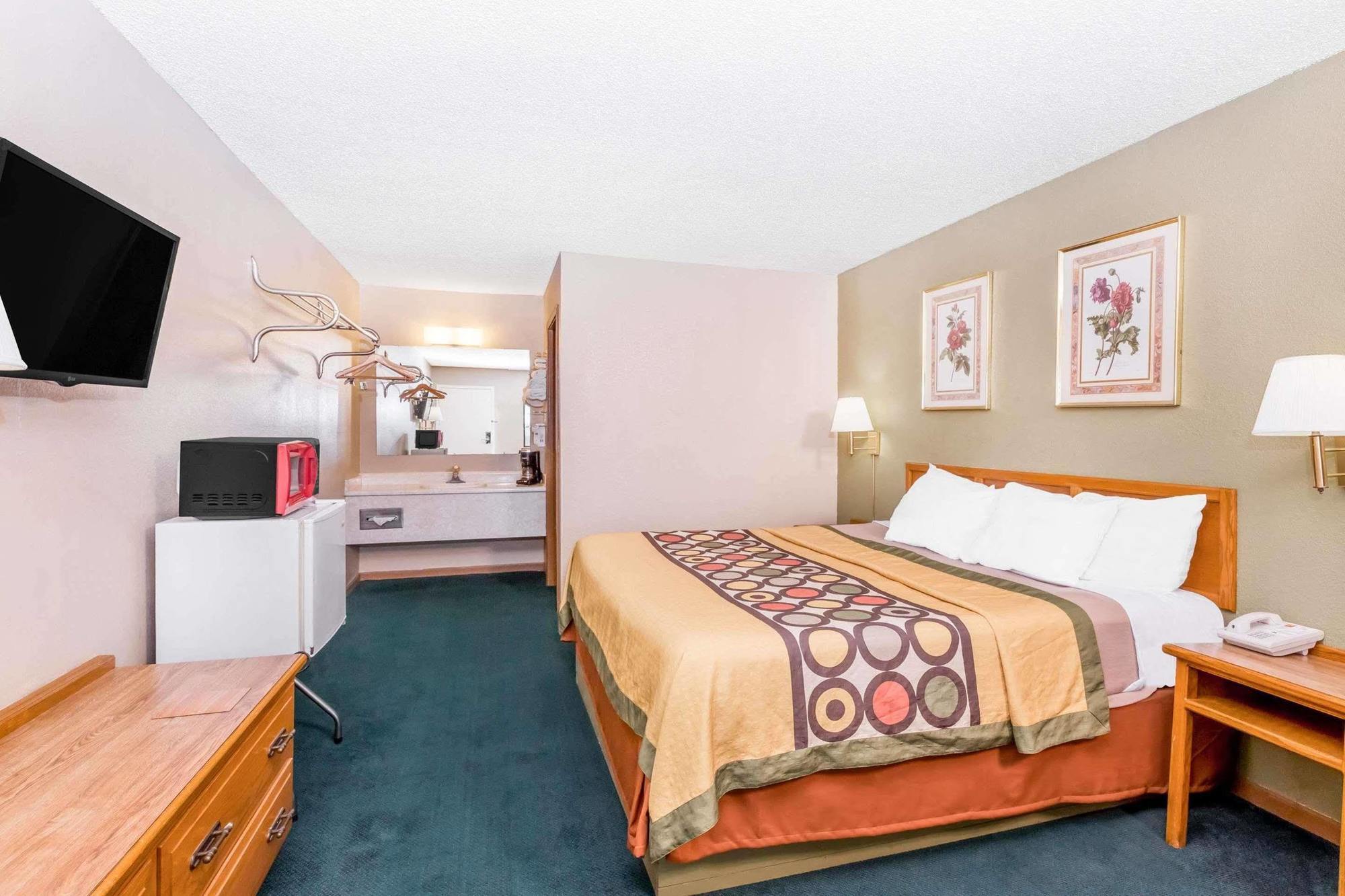 Butler Budgetel Inn & Suites المظهر الخارجي الصورة